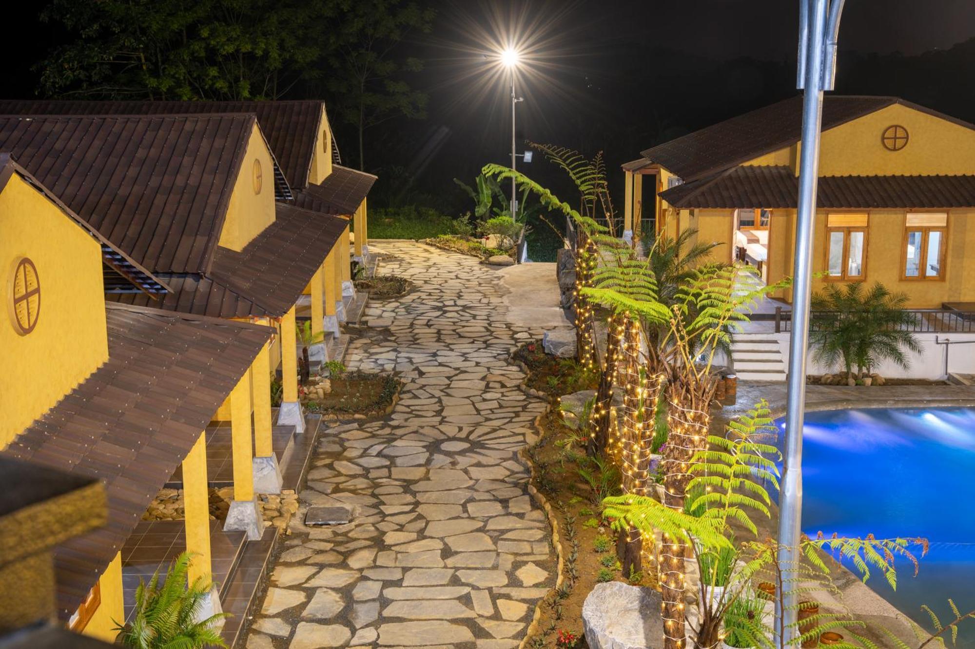 Wings Ha Giang Loop Bungalow Exteriör bild